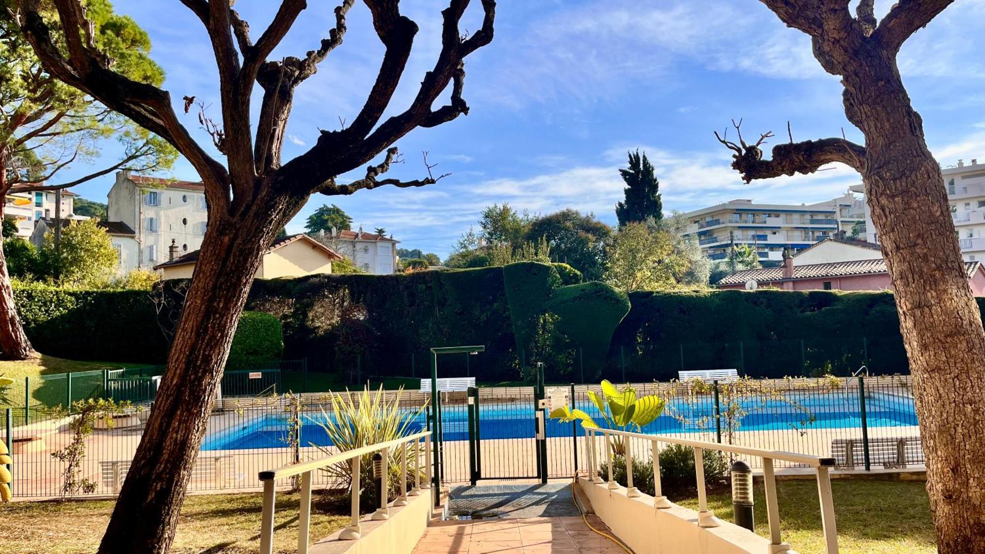 L'Azur - Apt De Standing - Piscine - Parking Le Cannet Dış mekan fotoğraf